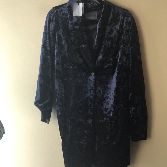 JACKET - Picture 4 of 5